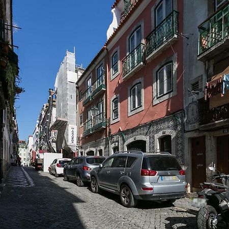 Hip Tailor Made Duplex Penthouse In Bairro Alto Lisboa Exterior foto