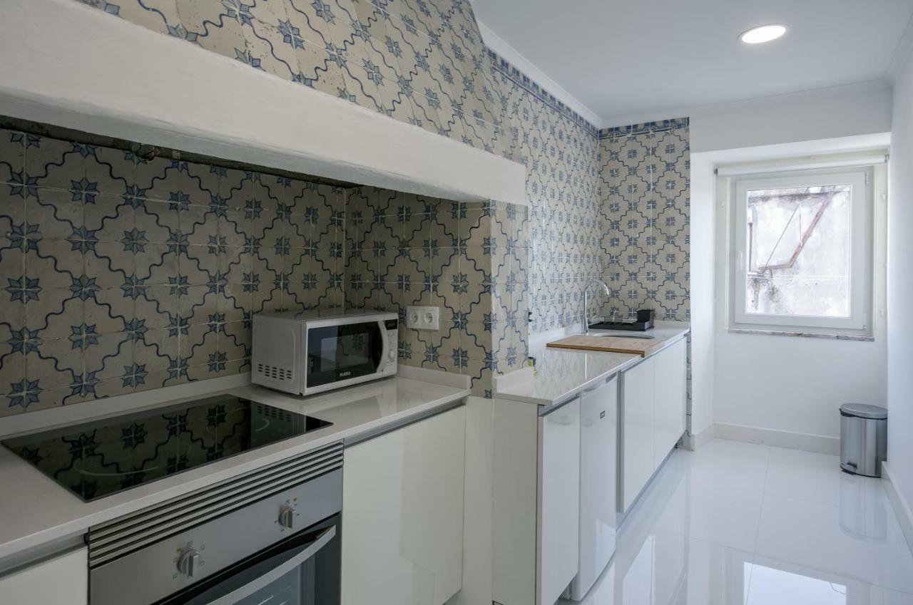 Hip Tailor Made Duplex Penthouse In Bairro Alto Lisboa Exterior foto