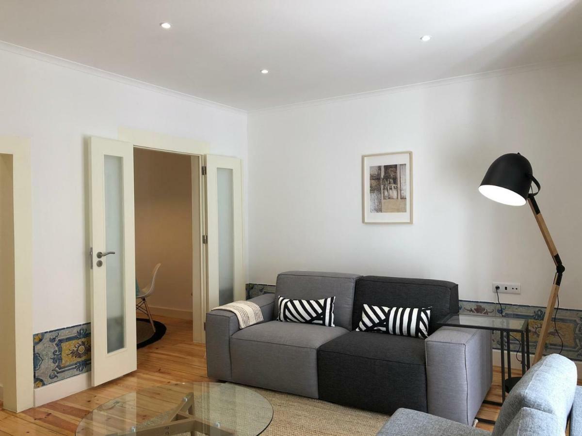 Hip Tailor Made Duplex Penthouse In Bairro Alto Lisboa Exterior foto