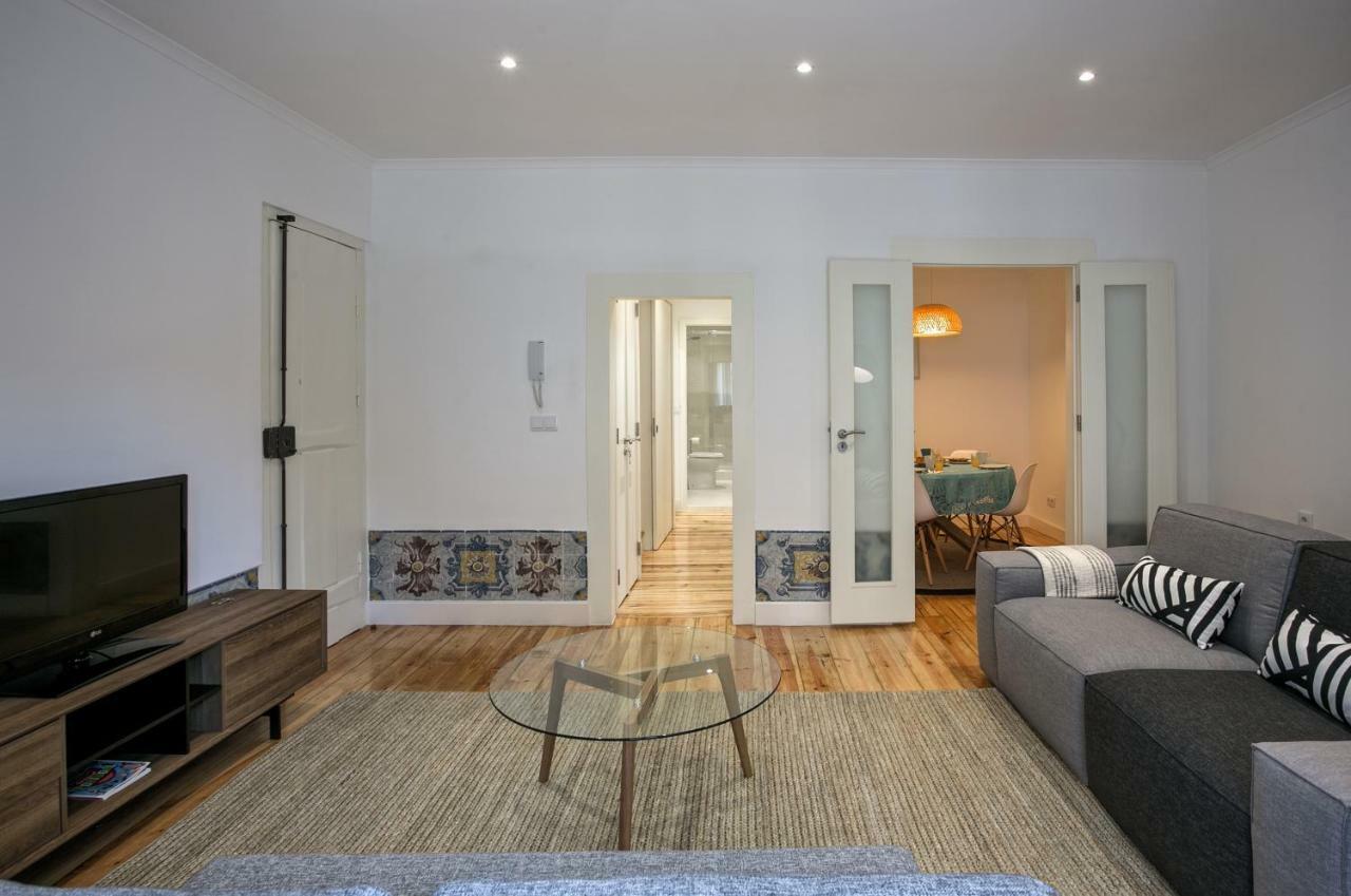 Hip Tailor Made Duplex Penthouse In Bairro Alto Lisboa Exterior foto