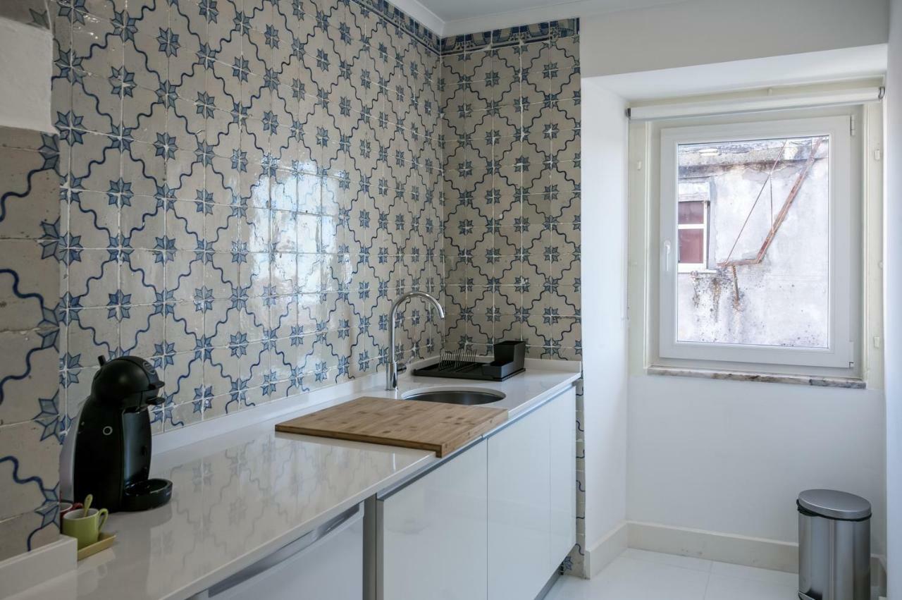 Hip Tailor Made Duplex Penthouse In Bairro Alto Lisboa Exterior foto